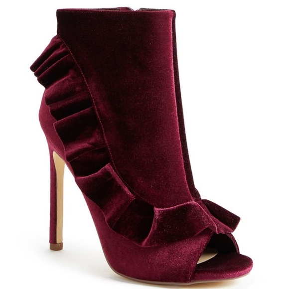 NIB Borati Velvet Heeled Bootie - Picture 1 of 9